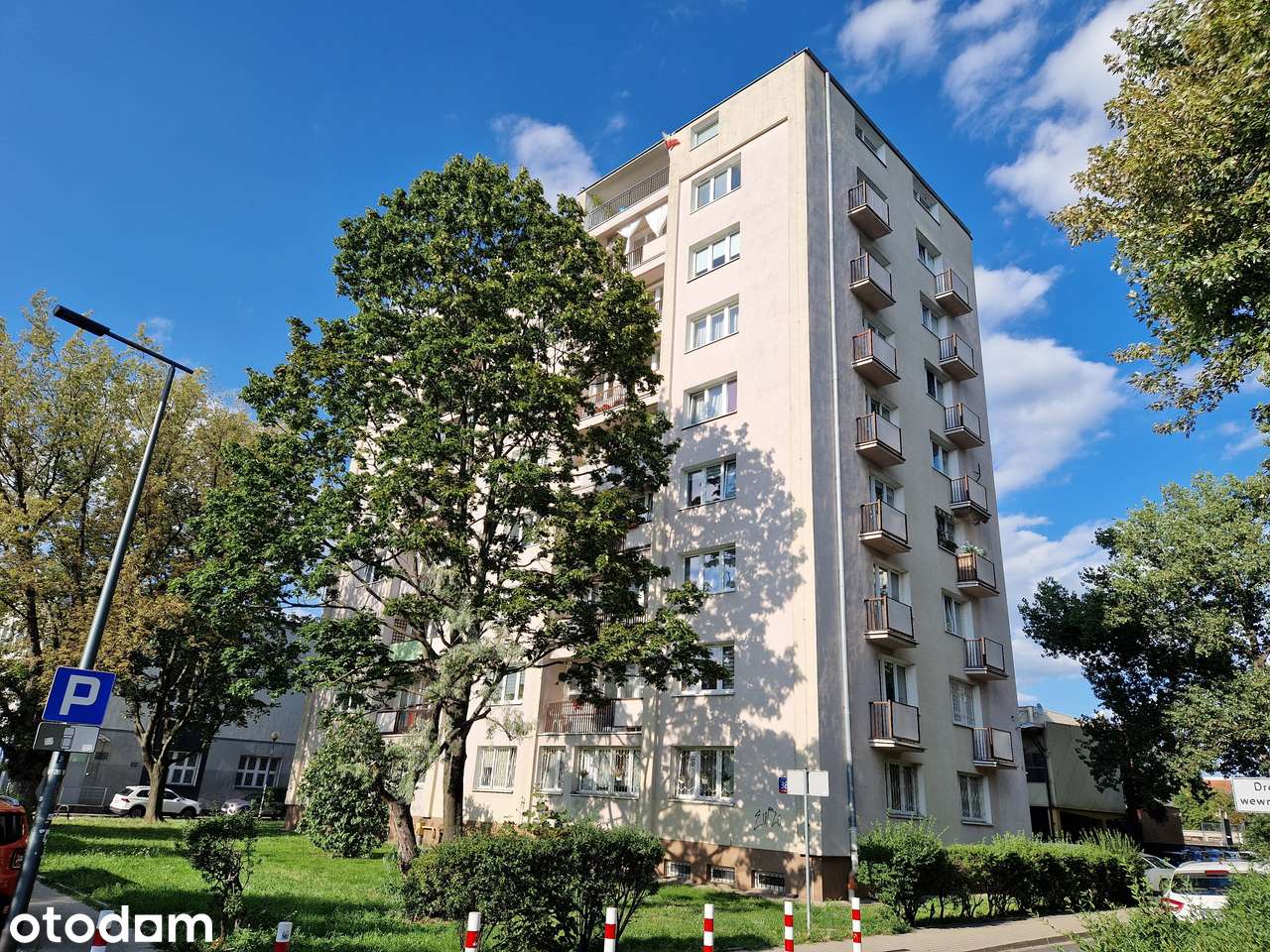 Bezpośrednio: Jasna cicha kawalerka /z piwnicą /parkiet /widna kuchnia