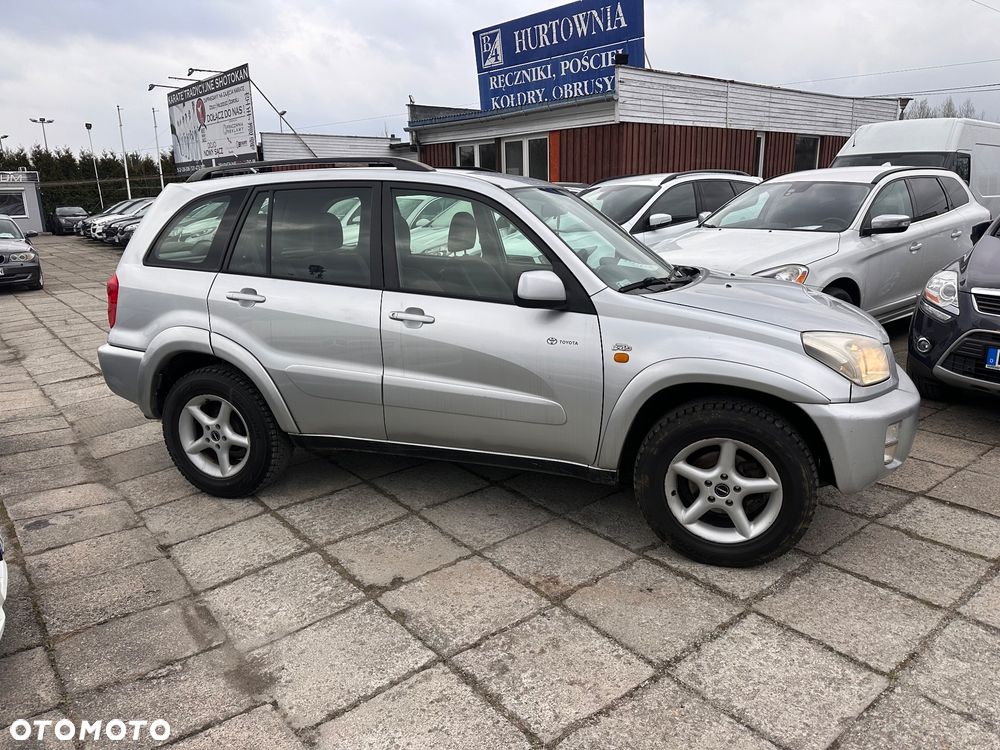 Toyota RAV4 2.0 D-4D 4x4 - 1