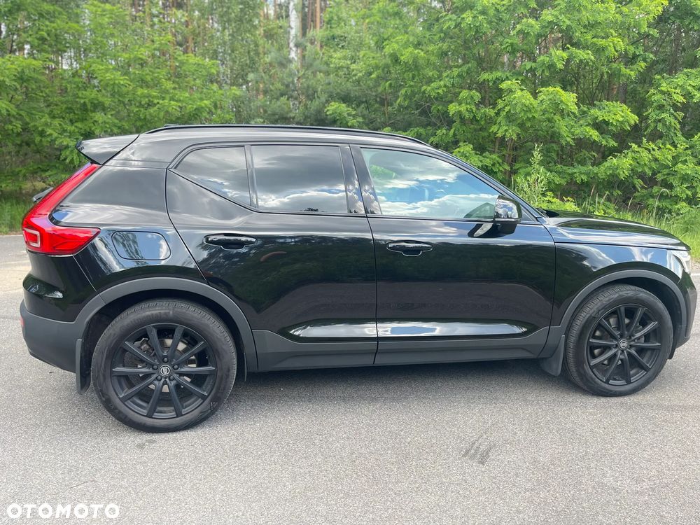 Volvo XC 40 B5 AWD Ultimate Dark - 6
