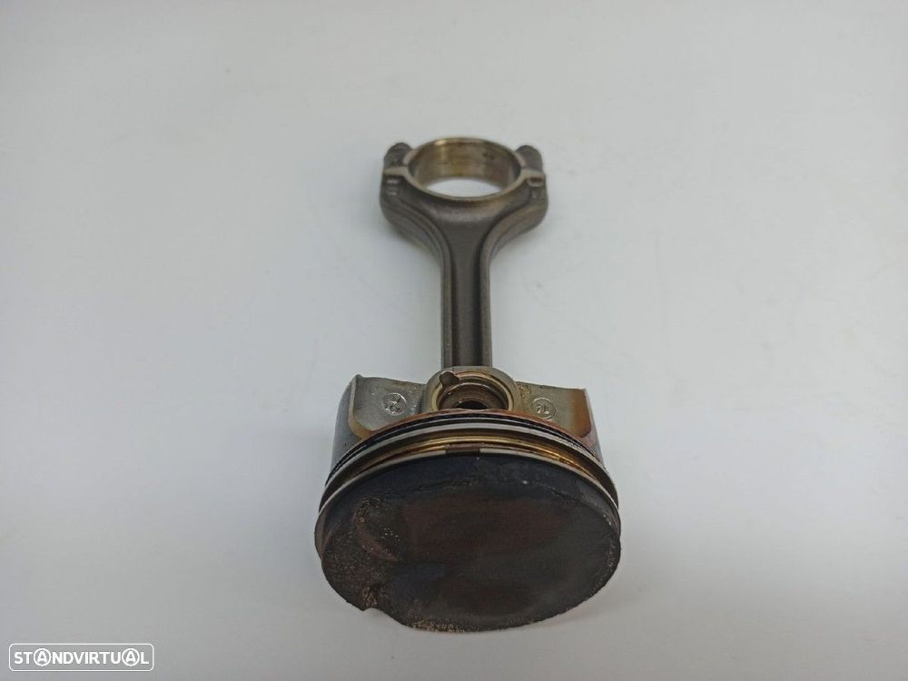 BIELA SKODA FABIA AMBITION - 5