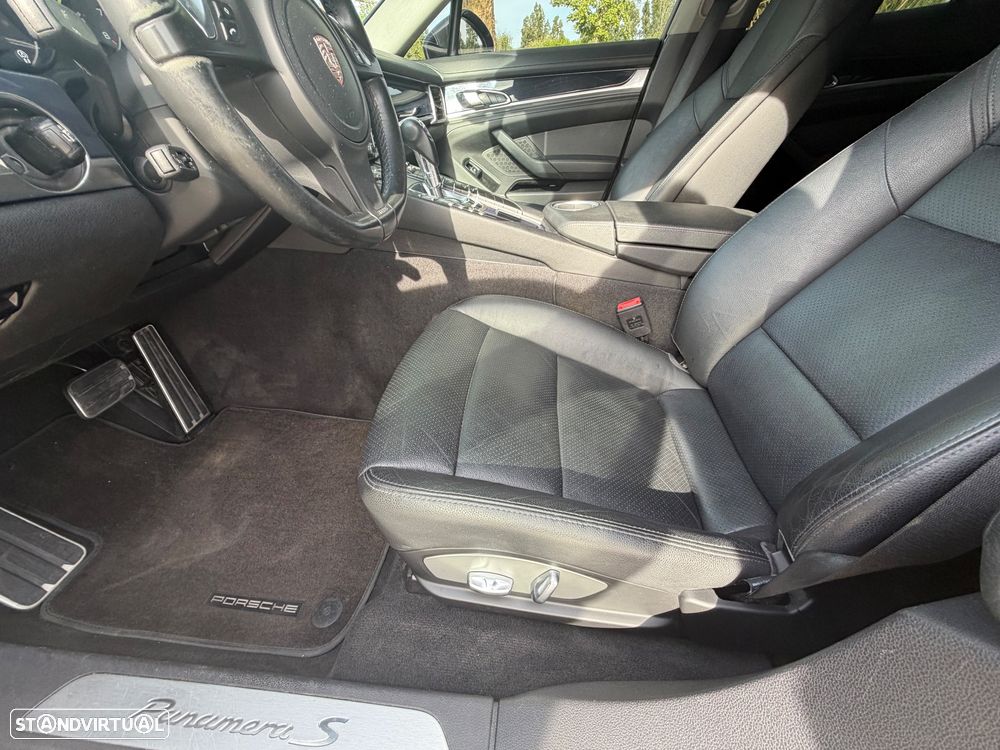 Porsche Panamera S Hybrid - 34