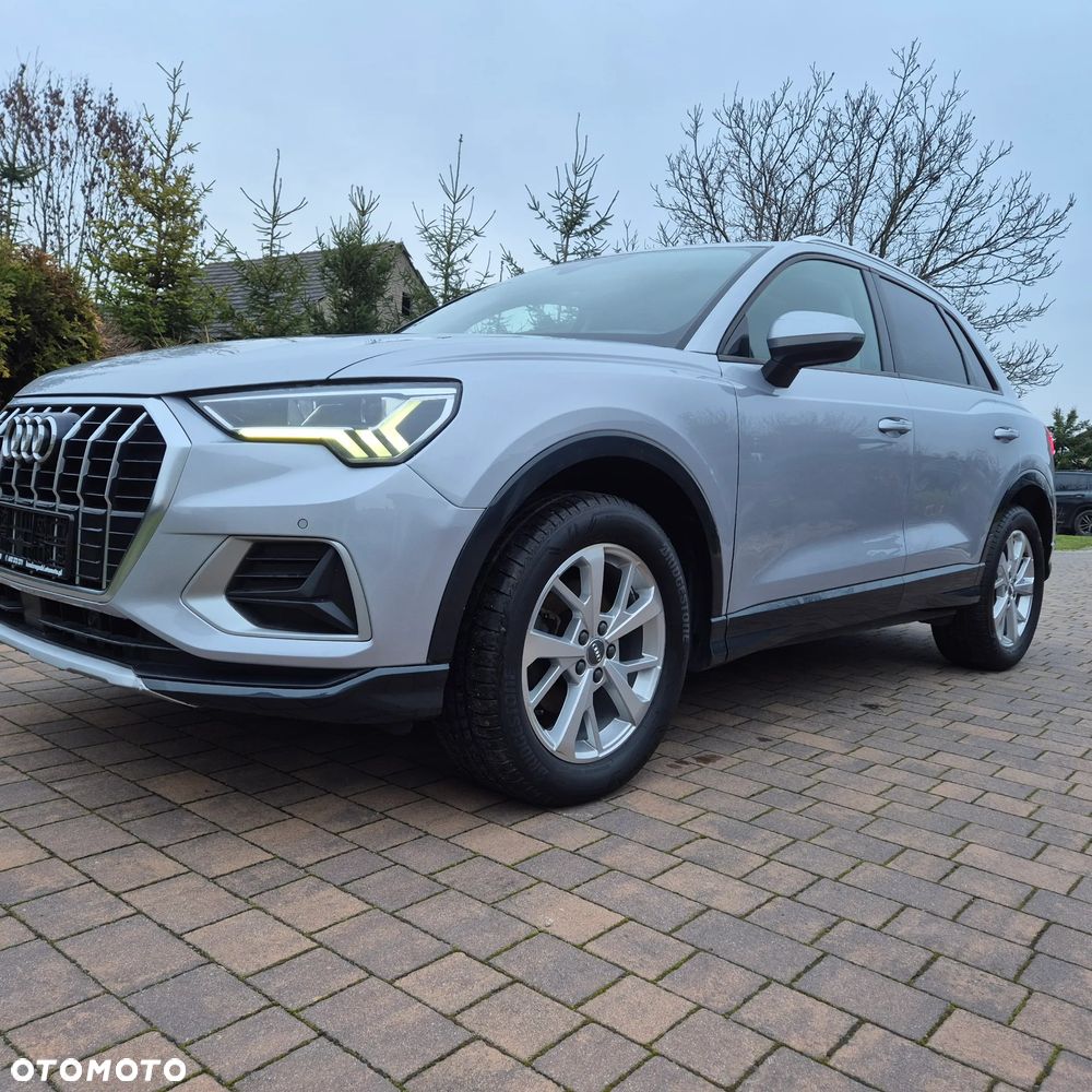 Audi Q3 35 TFSI S line - 23
