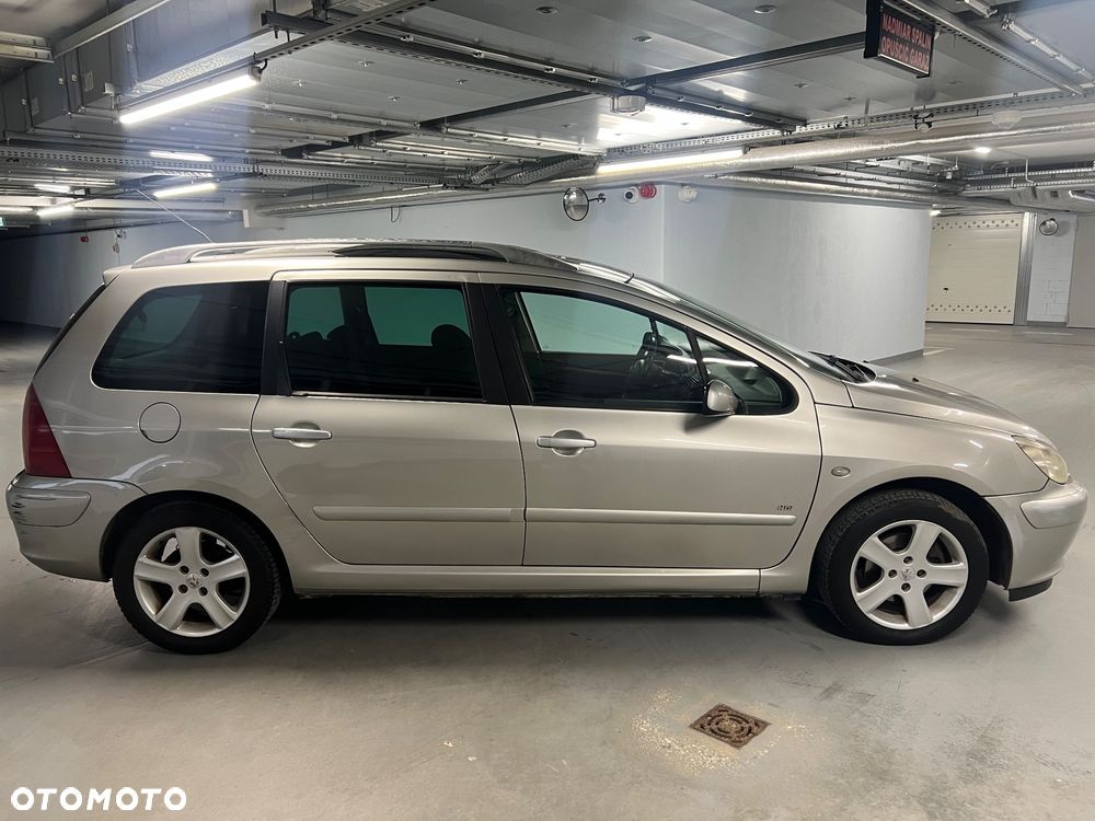 Peugeot 307 2003 photo 2