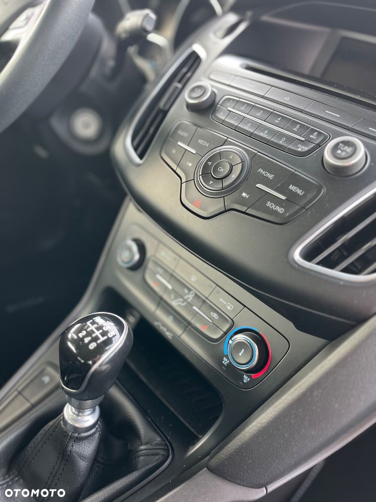Ford Focus 1.5 EcoBoost Trend ASS - 27