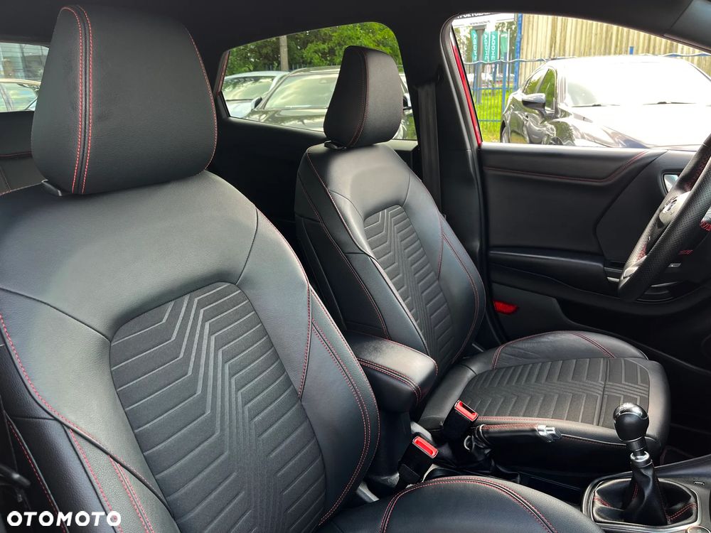 Ford Puma 1.0 EcoBoost Hybrid ST-LINE - 34