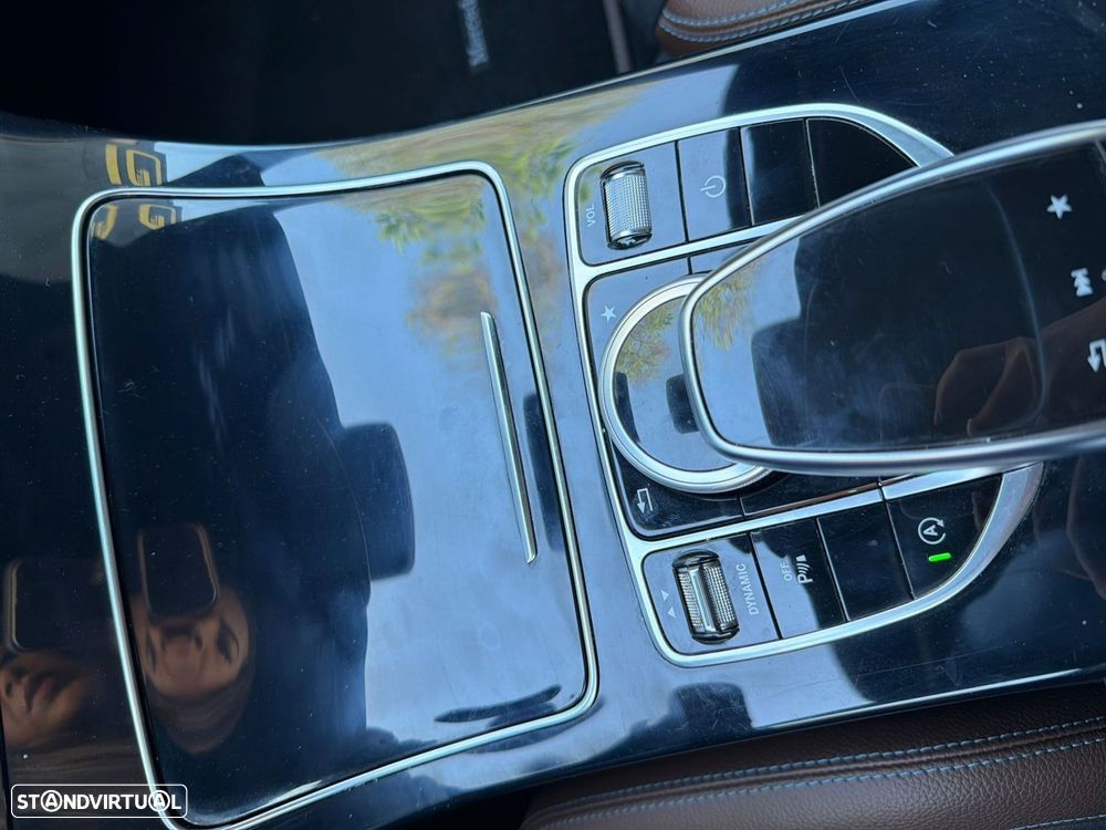 Mercedes-Benz C 250 - 32