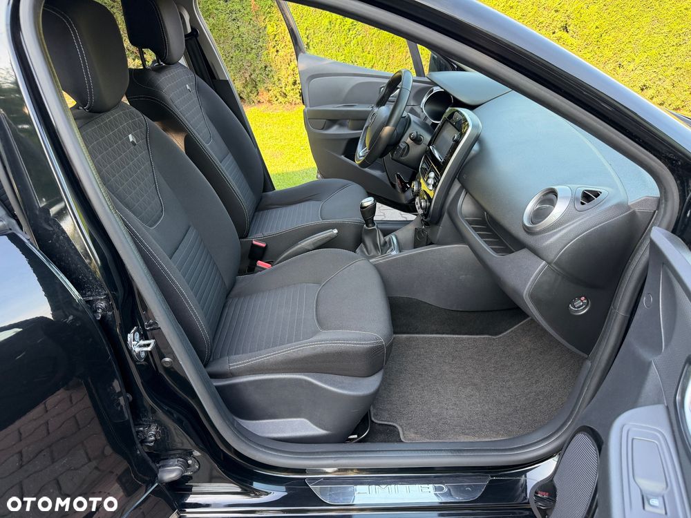 Renault Clio 1.2 16V 75 Limited - 24
