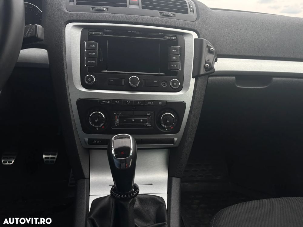 Skoda Octavia 2.0 TDI DPF 4x4 Scout - 9