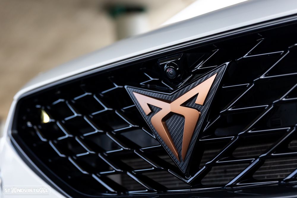 Cupra Formentor VZ 1.4 e-Hybrid DSG Priority - 9