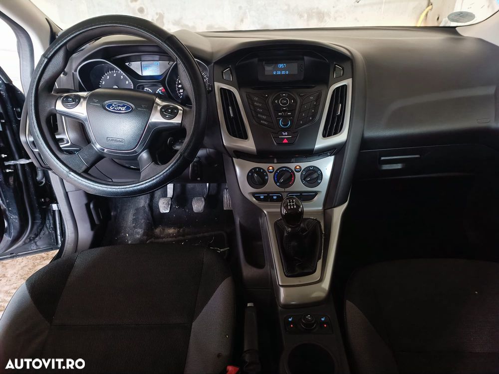 Ford Focus 1.0 EcoBoost Start Stop Titanium - 6