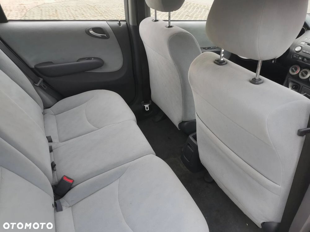Honda City 1.4 Comfort - 10