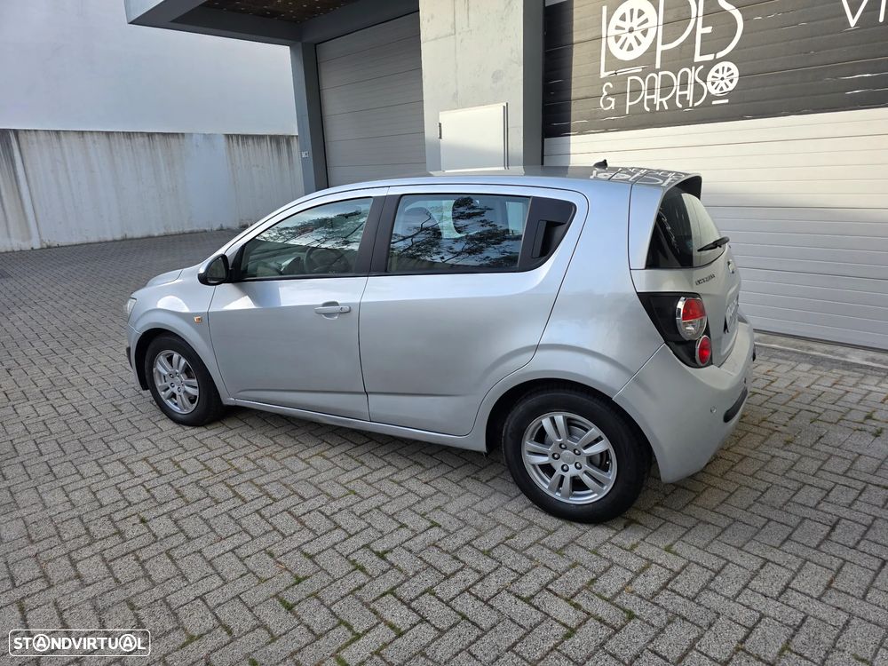 Chevrolet Aveo 1.3 VCDi LTZ - 8