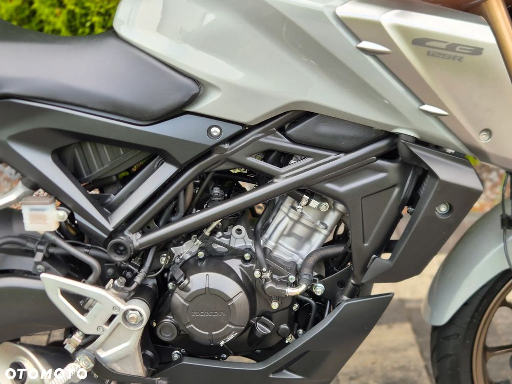 Honda CB - 8