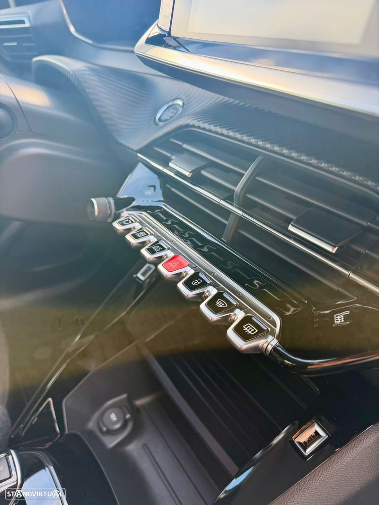 Peugeot e-208 50 kWh GT - 4