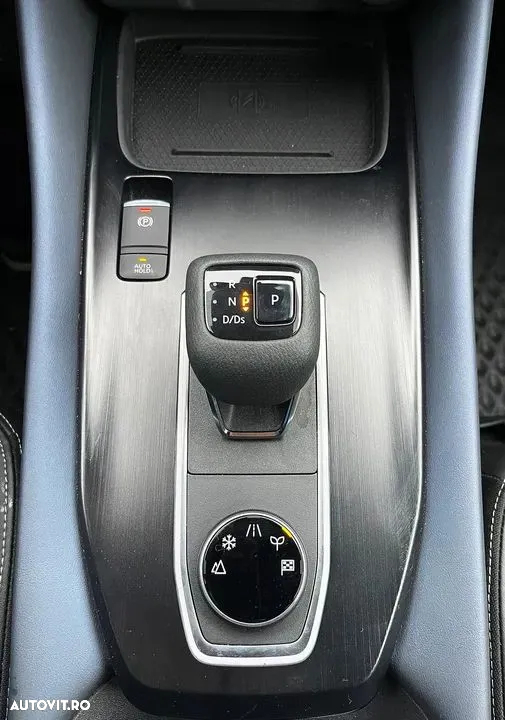 Nissan Qashqai 1.3 l Mild-Hybrid X-Tronic 4WD Tekna Plus - 24