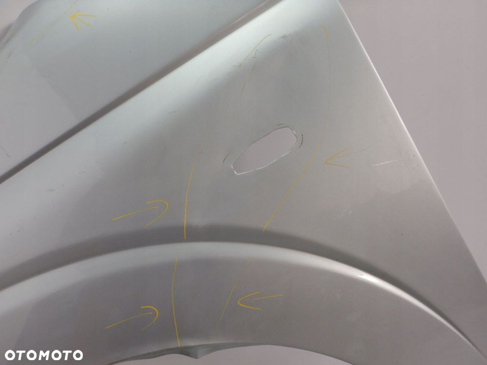 Błotnik przedni lewy Ssang Yong Rodius I 2004-2013 SREBRNY - 3