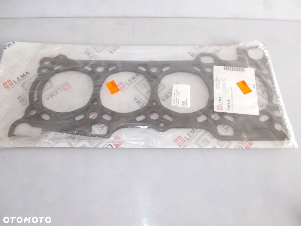 USZCZELKA GŁOWICY IVECO DAILY 2006-- 2,3POJ. - 1