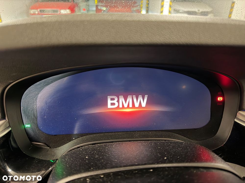 BMW Seria 5 530d xDrive Sport Line sport - 30