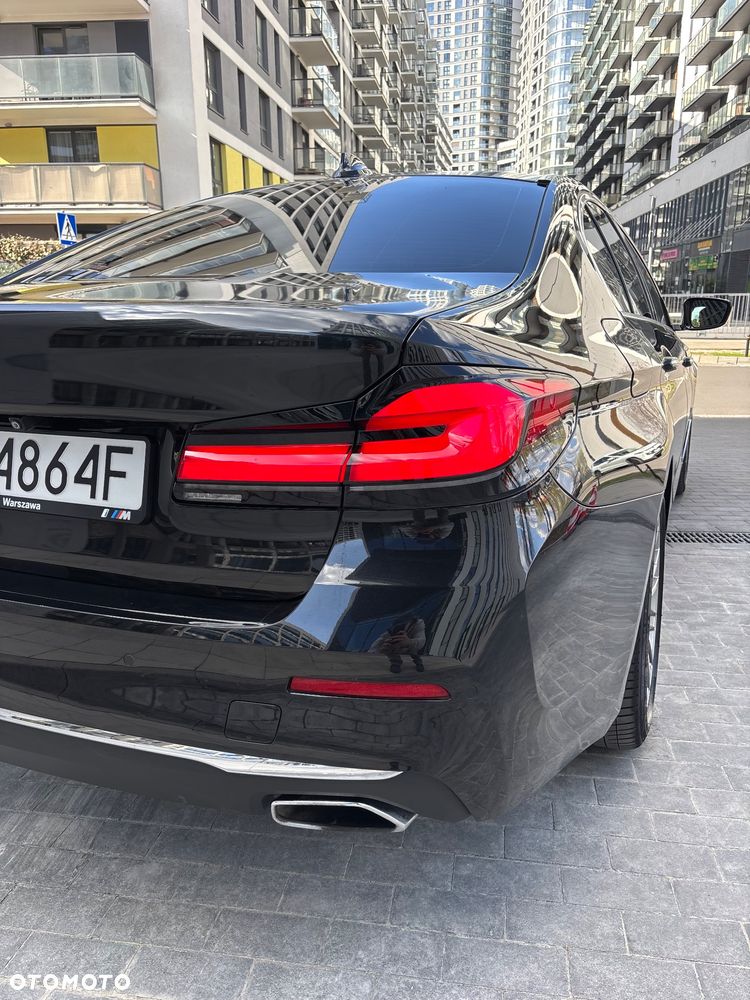 BMW Seria 5 530e iPerformance - 28