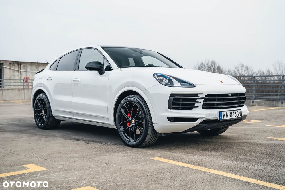 Porsche Cayenne Coupe E-Hybrid - 7