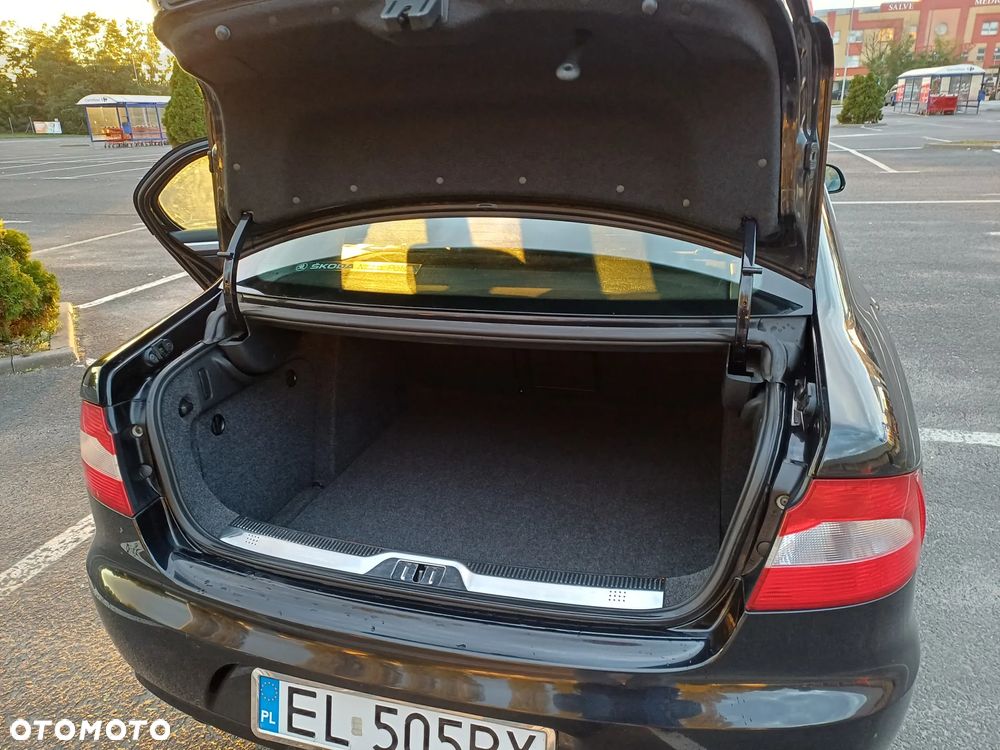 Skoda Superb 1.6 TDI Ambition - 8
