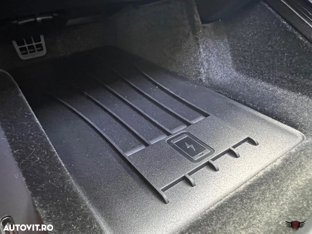 Porsche Panamera 4S E-Hybrid - 24