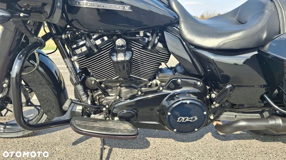 Harley-Davidson Touring Road Glide - 7
