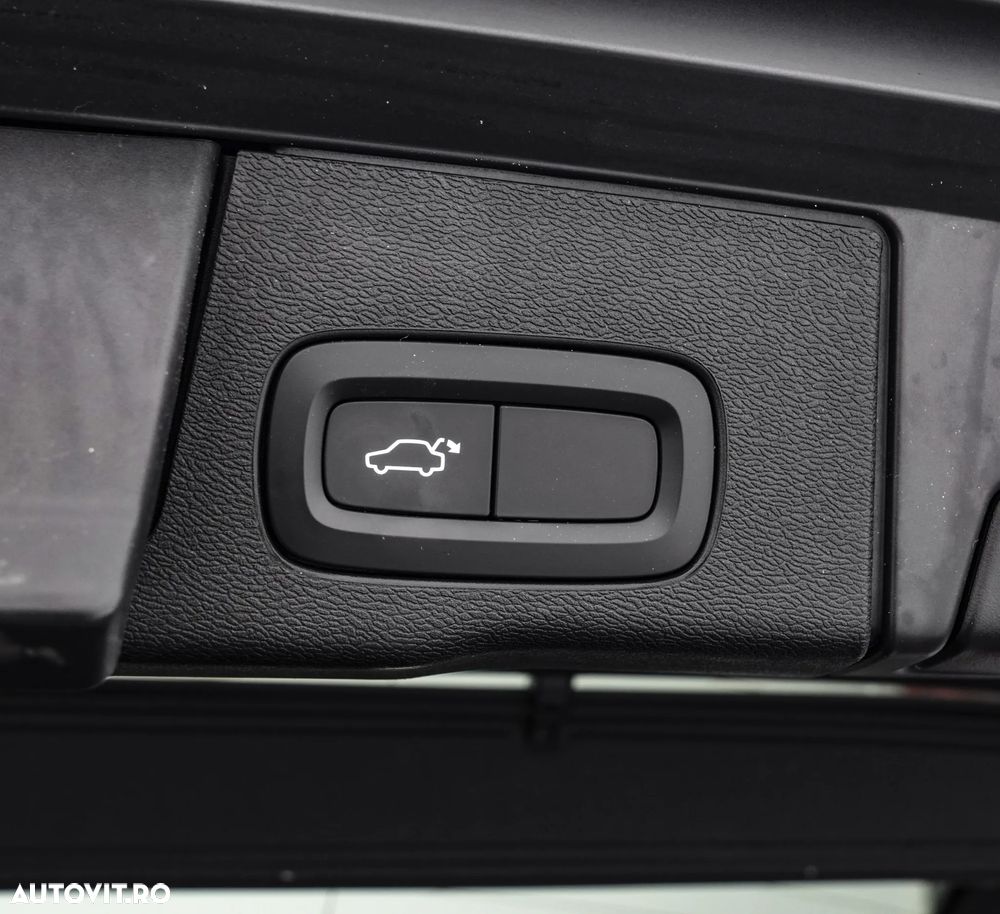 Volvo XC 60 T8 Twin Engine AWD Inscription - 27