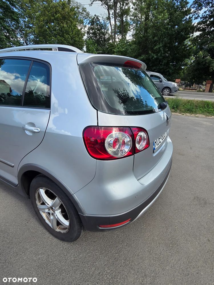 Volkswagen Golf Plus 1.6 TDI Comfortline - 4