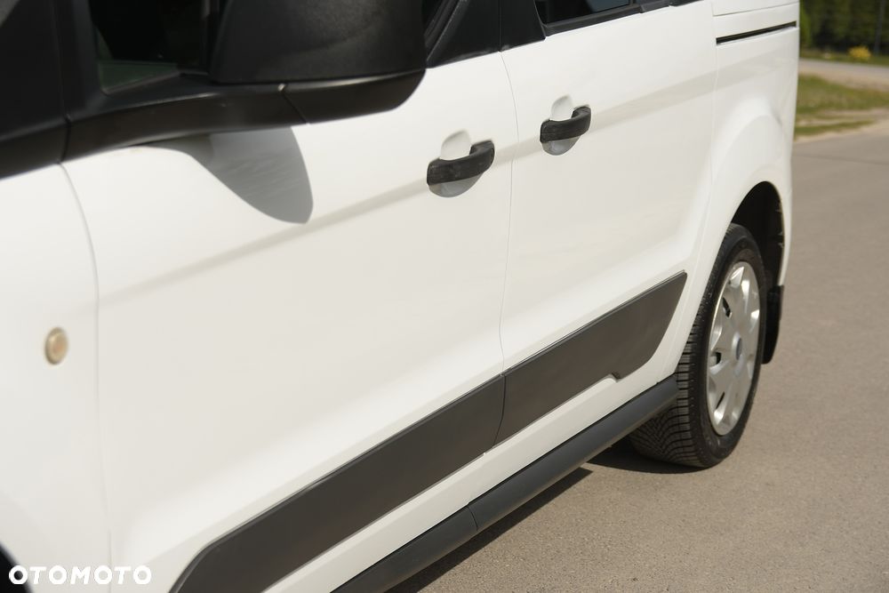 Ford Connect - 15