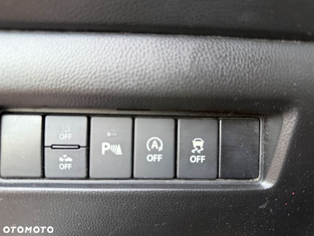 Suzuki Swift 1.2 Dualjet Hybrid Allgrip Comfort - 16