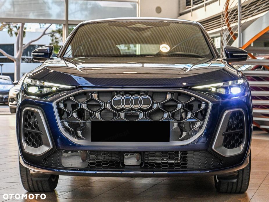 Audi Q5 Sportback - 5