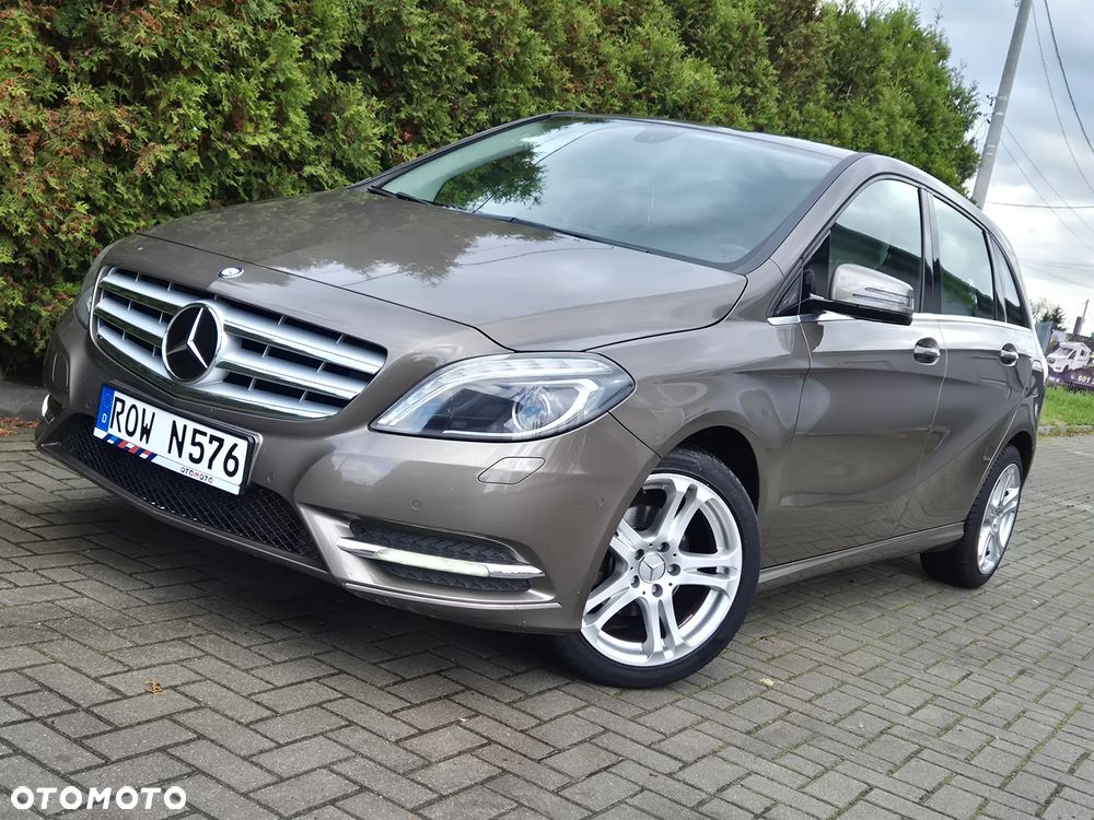 Mercedes-Benz Klasa B 180 7G-DCT UrbanStyle Edition - 2