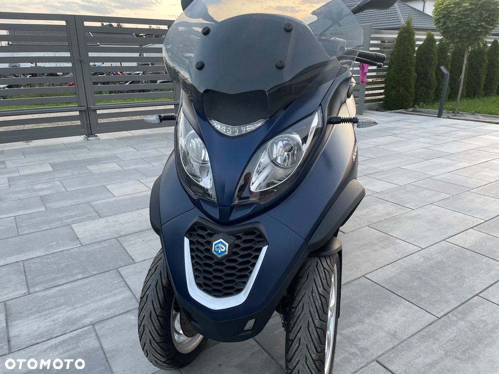Piaggio MP-3 - 6