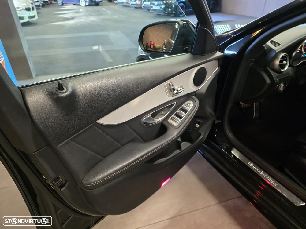 Mercedes-Benz C 300 de AMG Line - 14