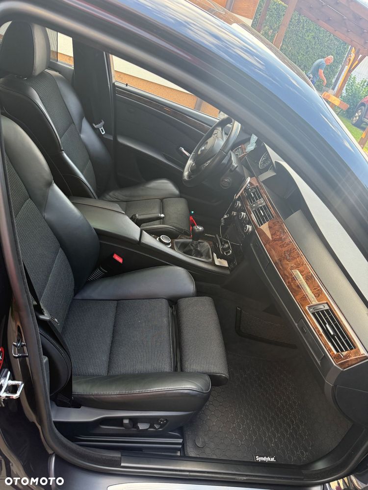 BMW Seria 5 530i - 14
