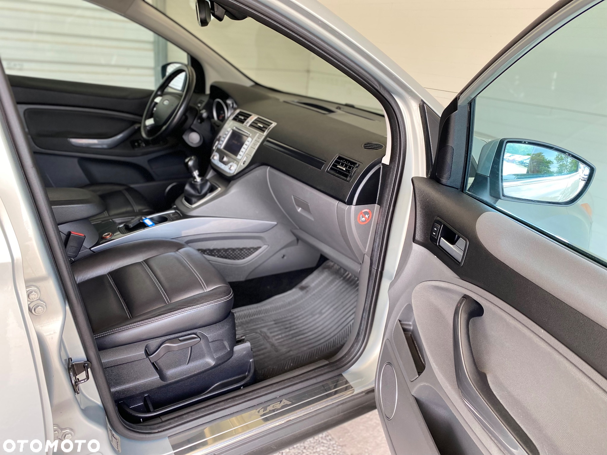 Ford Kuga 2.0 TDCi Titanium - 16