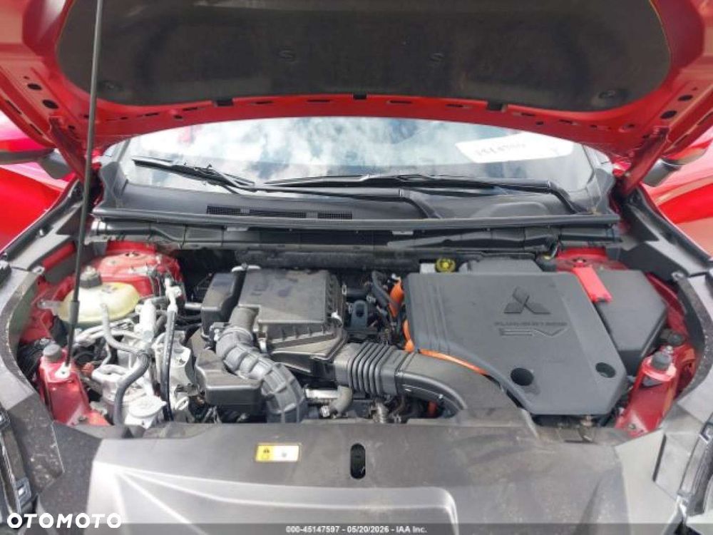 Mitsubishi Outlander - 13