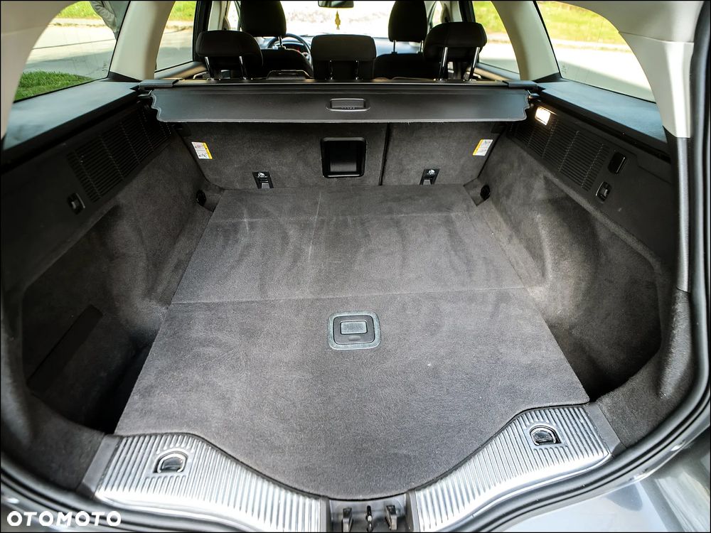 Ford Mondeo - 38