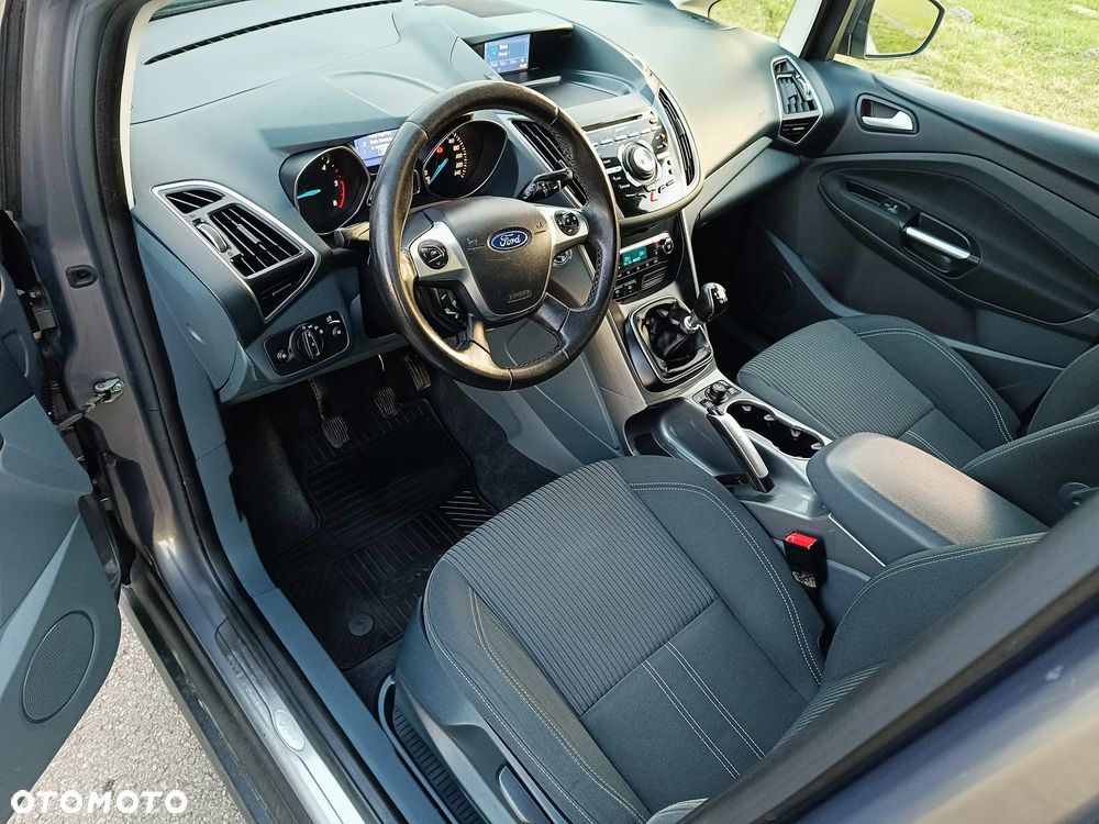 Ford C-MAX - 12
