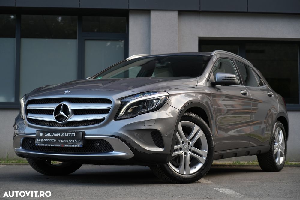 Mercedes-Benz GLA 220 d 4MATIC 7G-DCT - 26