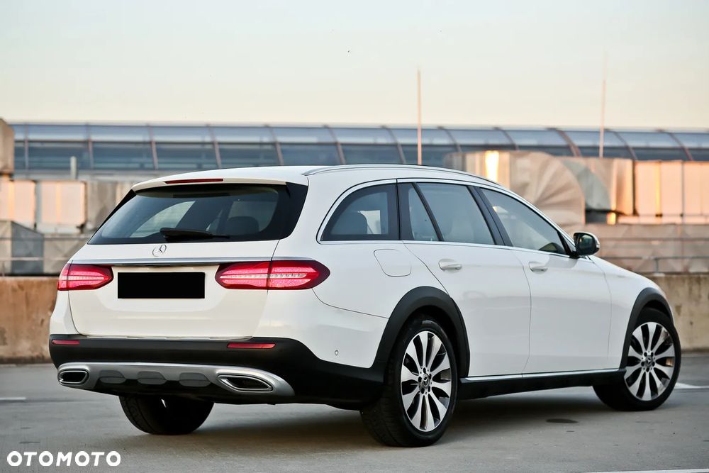Mercedes-Benz Klasa E 220 d 4Matic All-Terrain 9G-TRONIC Avantgarde - 13