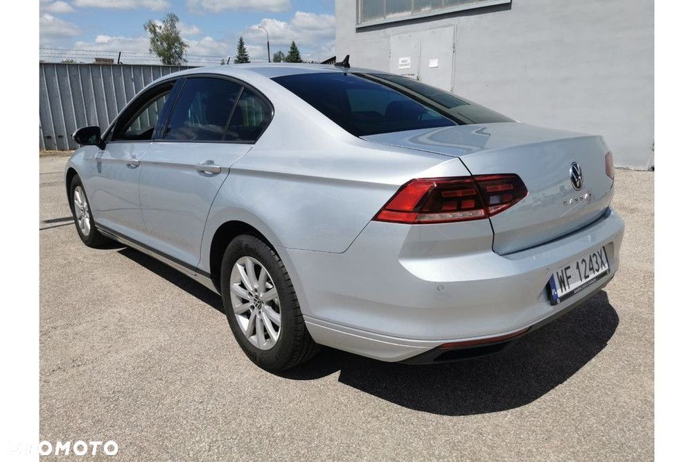 Volkswagen Passat 2.0 TDI EVO Essence - 4