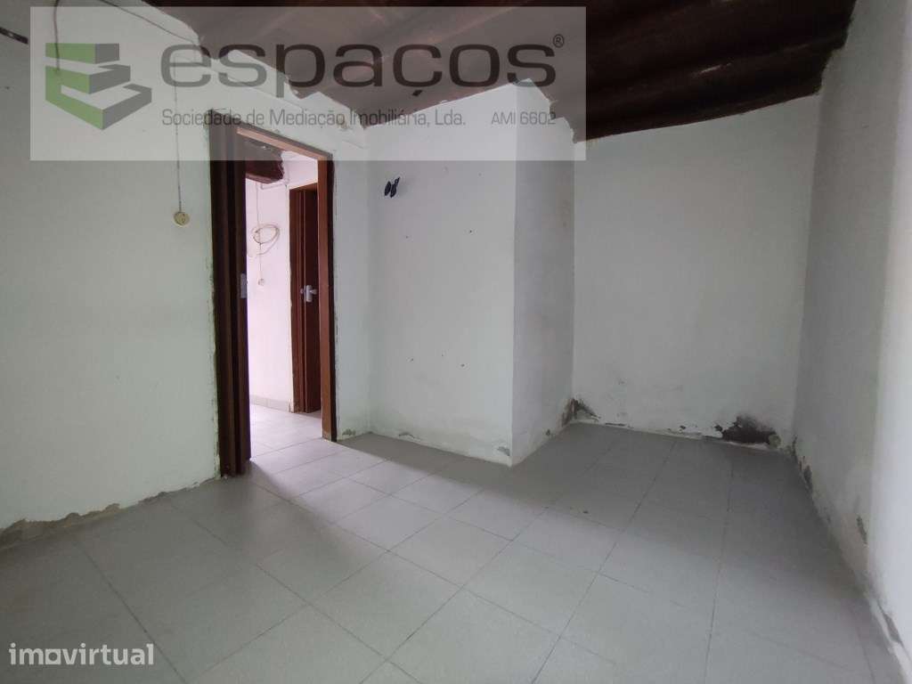 Pequena moradia - Ladoeiro - Grande imagem: 3/11