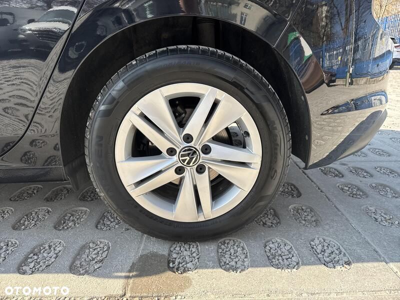Volkswagen Golf - 18