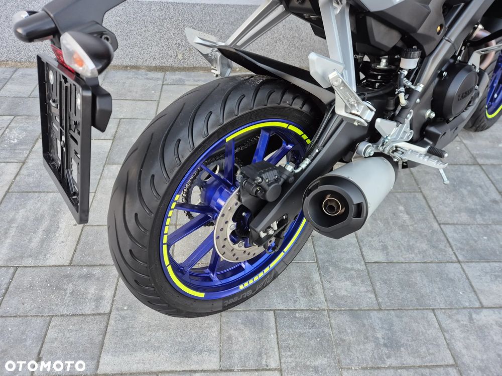Yamaha MT - 13