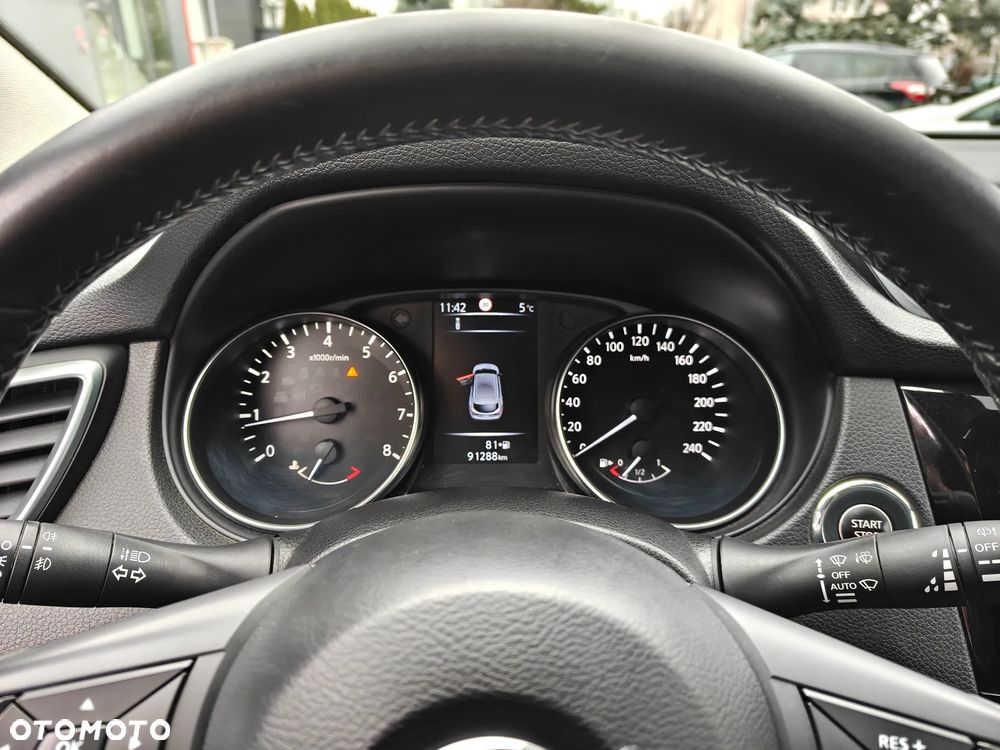 Nissan Qashqai 1.6 DIG-T TEKNA+ - 8