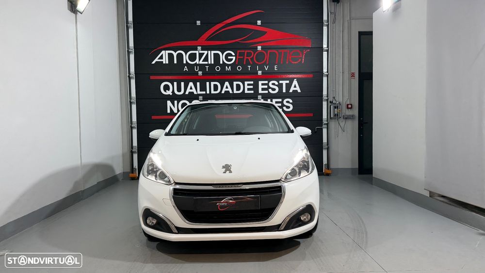 Peugeot 208 1.2 PureTech Signature - 2
