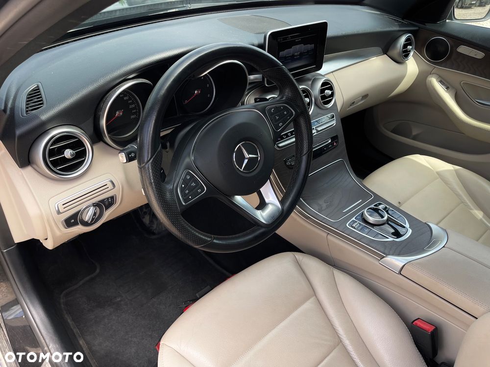 Mercedes-Benz Klasa C - 39