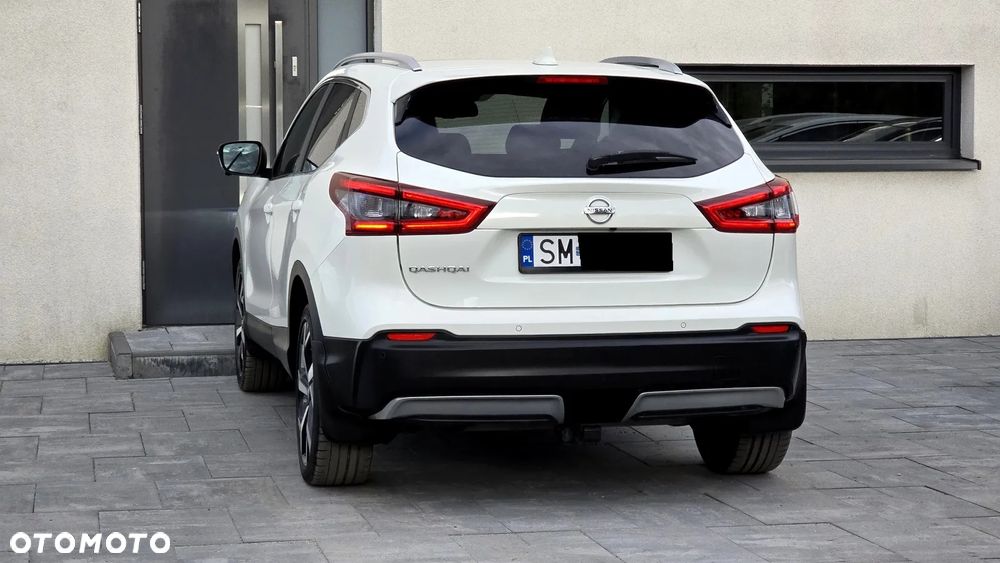 Nissan Qashqai 1.2 DIG-T TEKNA+ - 11